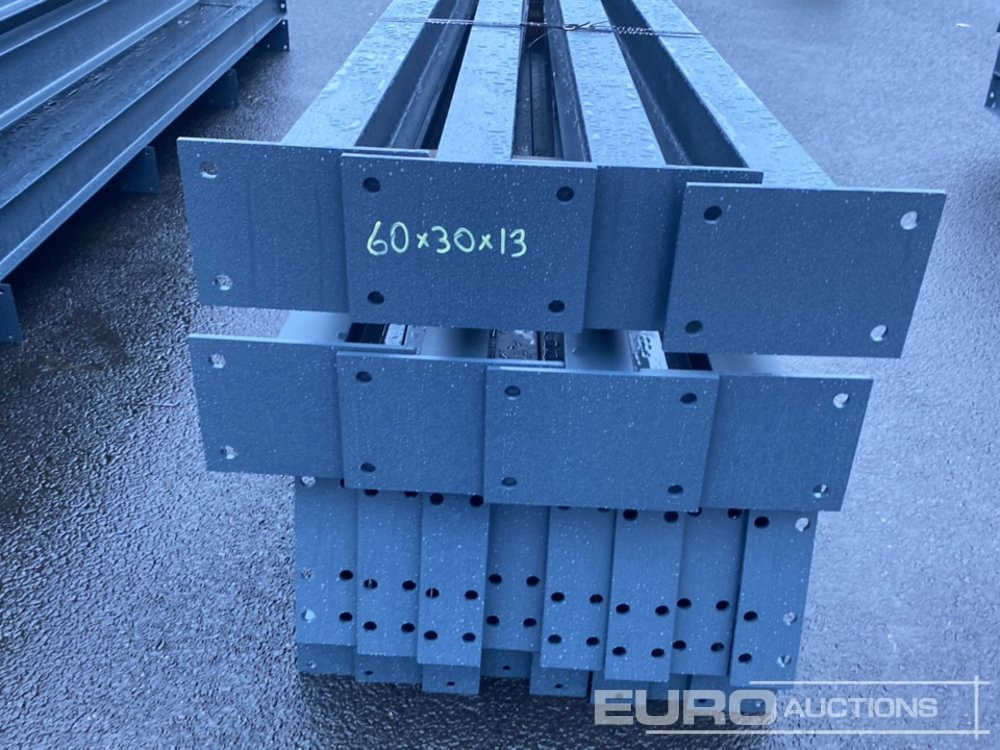 Casa contenedor Unused 60' x 30' x 13' Steel Frame Building, 12.5 Roof Pitch, Purlin Cleats: foto 6