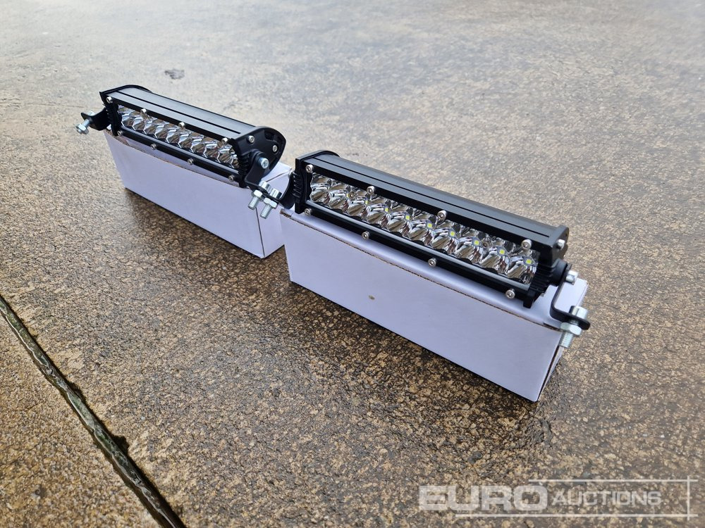 Unused 7" 60W LED Light Bar, Mounting Brackets, IP68 Waterproof (2 of) - Equipo de taller: foto 1 Unused 7" 60W LED Light Bar, Mounting Brackets, IP68 Waterproof (2 of) - Equipo de taller: foto 1