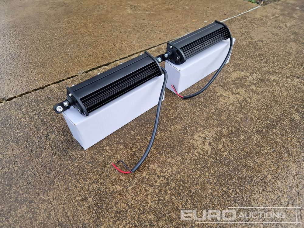 Unused 7" 60W LED Light Bar, Mounting Brackets, IP68 Waterproof (2 of) - Equipo de taller: foto 2 Unused 7" 60W LED Light Bar, Mounting Brackets, IP68 Waterproof (2 of) - Equipo de taller: foto 2