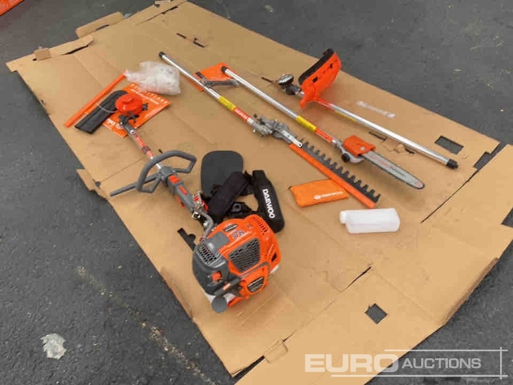 Unused Daewoo DAMT520 52cc Petrol Multi Tool (2 of) - Equipo de taller: foto 4 Unused Daewoo DAMT520 52cc Petrol Multi Tool (2 of) - Equipo de taller: foto 4