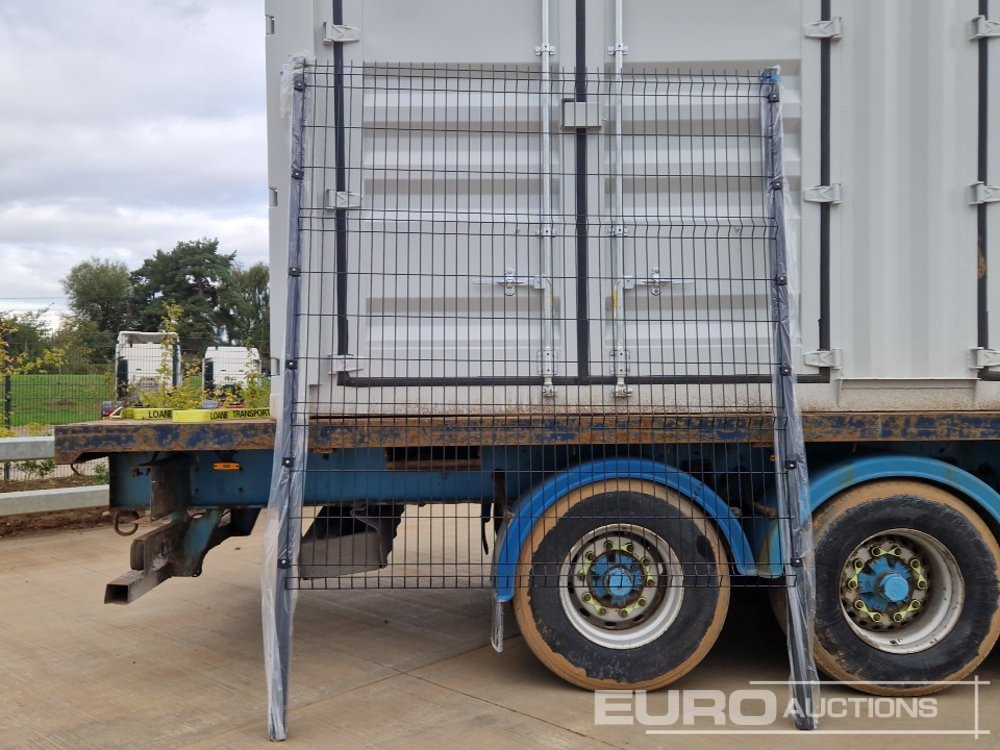 Equipo de construcción Unused Galvanised & Powder Coated Heavy Duty (5mm) Wire Mesh Fencing, 25 x H2.4m x W2.2m Panels, 26 x 60mm x 60mm x3m Posts, with Fittings (Black): foto 20