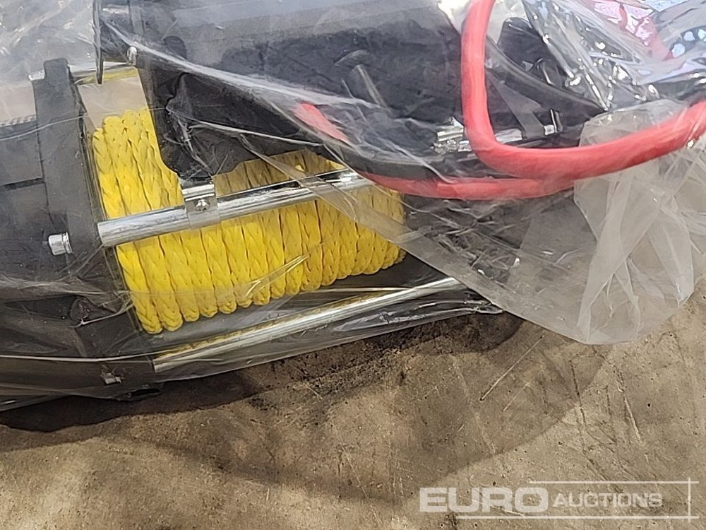 Equipo de taller Unused Hi-Torque HT12000 12 Volt Winch, 3/8" x 85' Rope: foto 17 Equipo de taller Unused Hi-Torque HT12000 12 Volt Winch, 3/8" x 85' Rope: foto 17