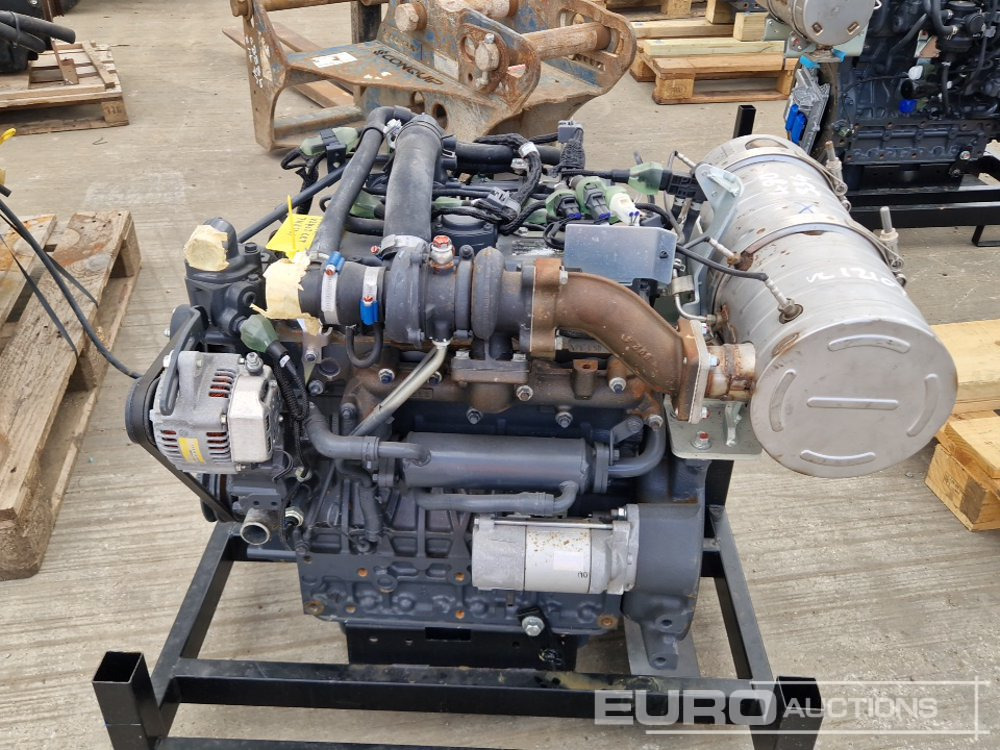 Unused Kubota 4 Cylinder Engine - Motor: foto 2 Unused Kubota 4 Cylinder Engine - Motor: foto 2
