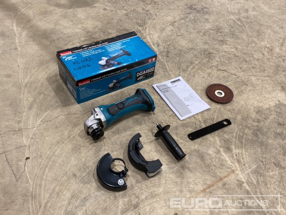 Unused Makita DGA452Z 18V LXT 115mm Grinder - (Body Only) - Equipo de construcción: foto 1 Unused Makita DGA452Z 18V LXT 115mm Grinder - (Body Only) - Equipo de construcción: foto 1