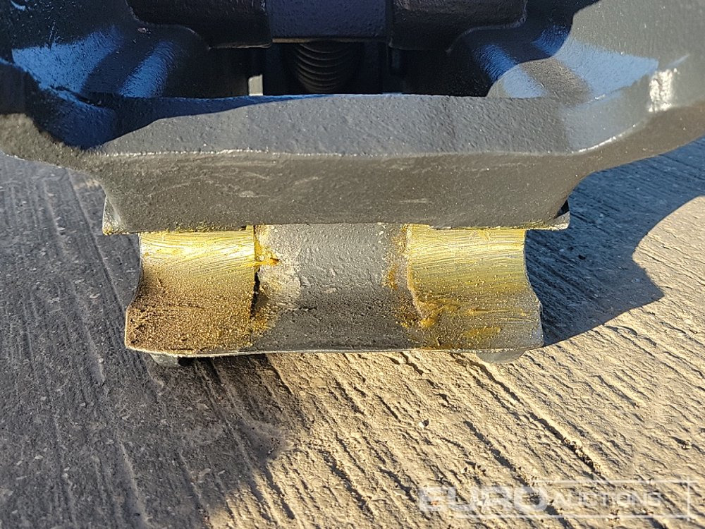 Acoplamiento rápido Unused Miller QH 45mm Pin to suit 4-6 Ton Excavator: foto 11 Acoplamiento rápido Unused Miller QH 45mm Pin to suit 4-6 Ton Excavator: foto 11