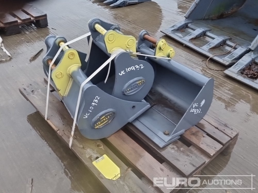 Unused Strickland 36" Ditching, 24", 12" Digging Bucket 30mm Pin to suit Mini Excavator - Cazo: foto 1 Unused Strickland 36" Ditching, 24", 12" Digging Bucket 30mm Pin to suit Mini Excavator - Cazo: foto 1