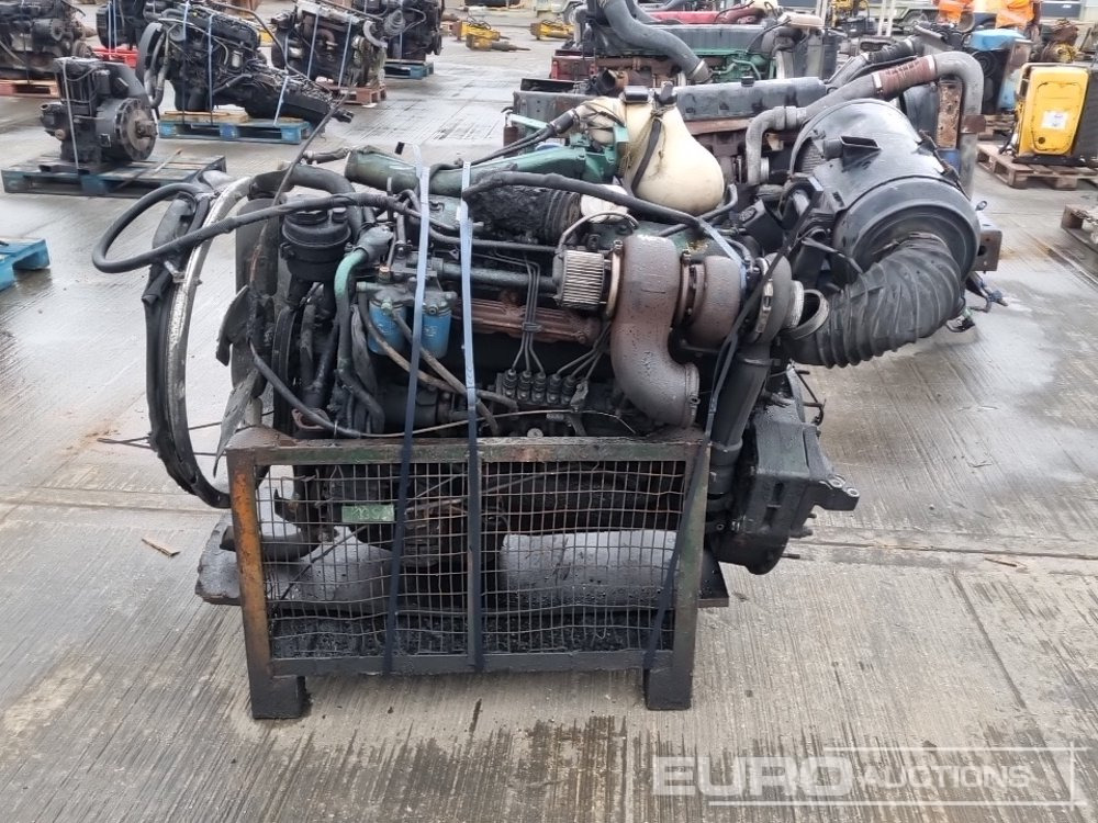 Volvo 6 Cylinder Engine - Motor: foto 2 Volvo 6 Cylinder Engine - Motor: foto 2