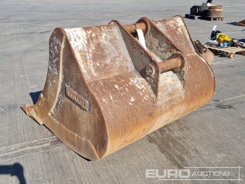 Volvo 60" Scoop Bucket 80mm Pin to suit 20 Ton Excavator - Cazo: foto 3 Volvo 60" Scoop Bucket 80mm Pin to suit 20 Ton Excavator - Cazo: foto 3