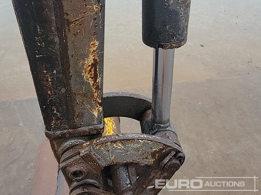 Miniexcavadora Volvo EC15B: foto 20