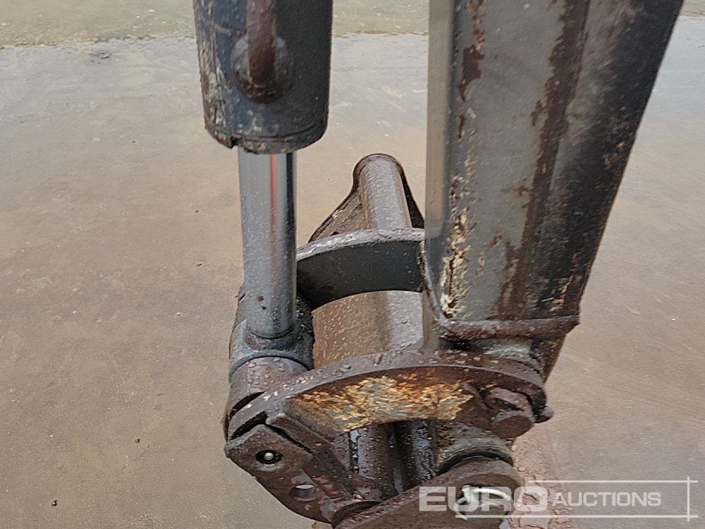 Miniexcavadora Volvo EC15B: foto 25