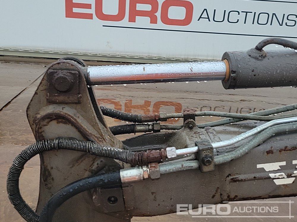 Miniexcavadora Volvo EC15B: foto 26