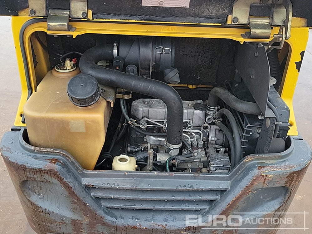 Miniexcavadora Volvo EC15B: foto 30