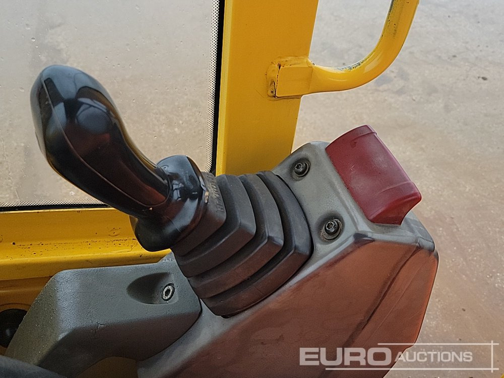 Miniexcavadora Volvo EC15B: foto 39