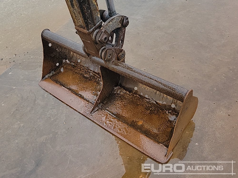 Miniexcavadora Volvo EC15B: foto 21