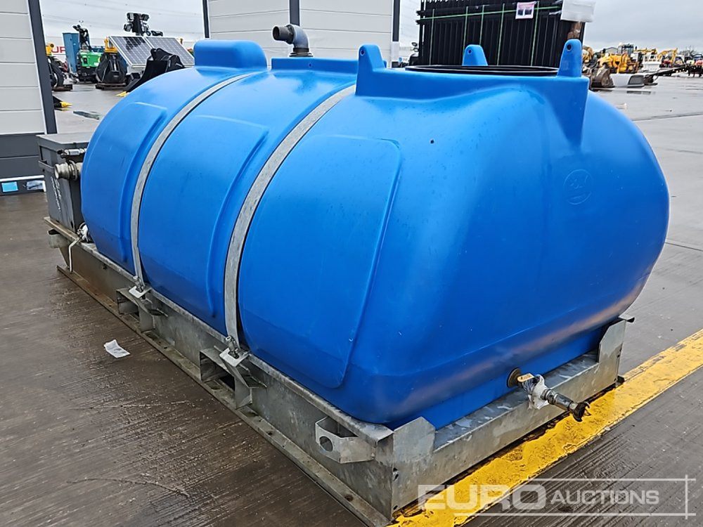 Western Skid Mounted Plastic Water Bowser, Petrol Pump - Tanque de almacenamiento: foto 3 Western Skid Mounted Plastic Water Bowser, Petrol Pump - Tanque de almacenamiento: foto 3