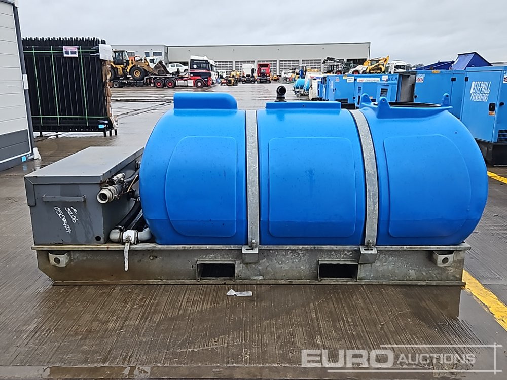 Western Skid Mounted Plastic Water Bowser, Petrol Pump - Tanque de almacenamiento: foto 2 Western Skid Mounted Plastic Water Bowser, Petrol Pump - Tanque de almacenamiento: foto 2