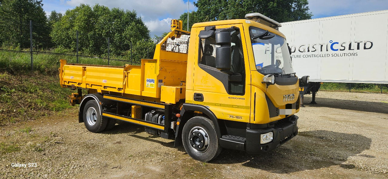 Iveco EuroCargo 75 - Camión volquete: foto 5 Iveco EuroCargo 75 - Camión volquete: foto 5