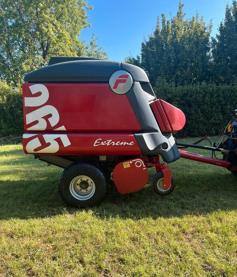 Rotopressa usata Feraboli EXTREME 265 HT - Rotoempacadora: foto 4 Rotopressa usata Feraboli EXTREME 265 HT - Rotoempacadora: foto 4