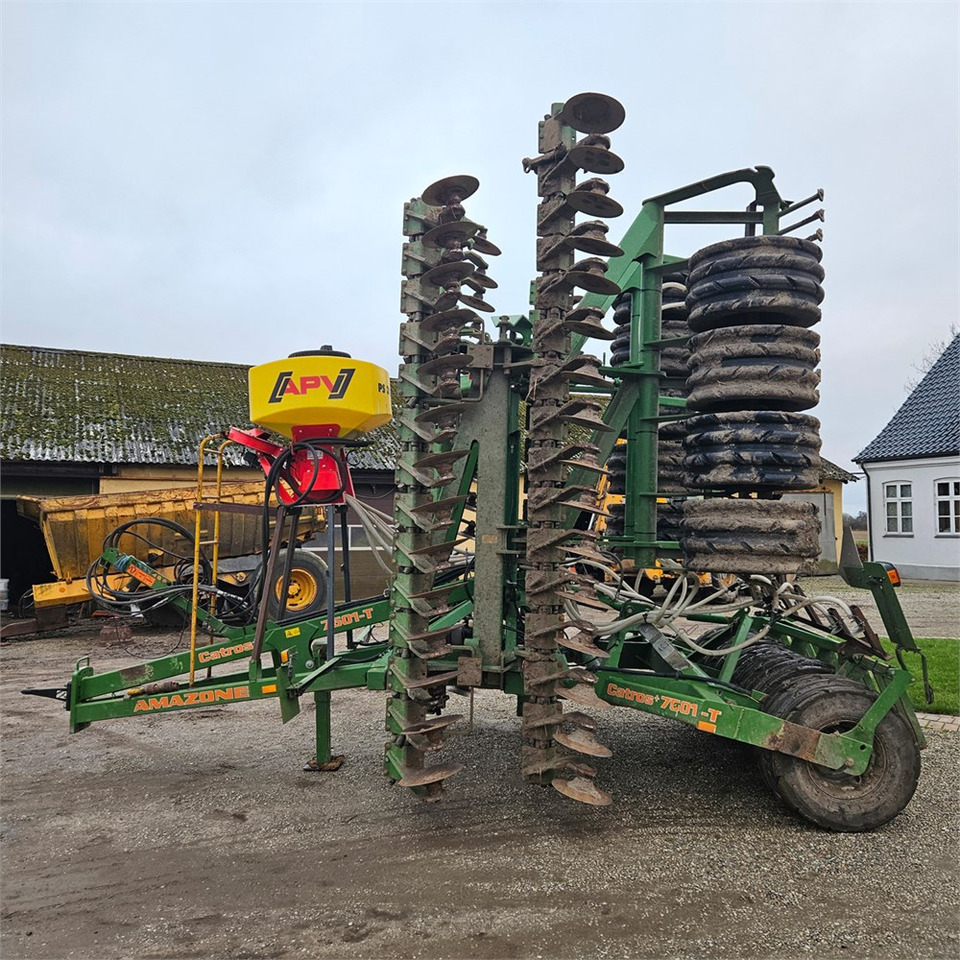 Amazone Catros PLUS 7501-T - Rastras: foto 1 Amazone Catros PLUS 7501-T - Rastras: foto 1