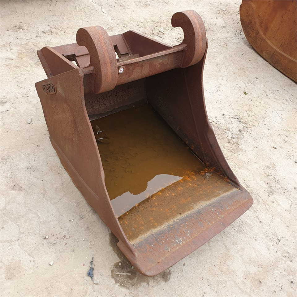 Beco 80 cm - Cazo para excavadora para Maquinaria de construcción: foto 1 Beco 80 cm - Cazo para excavadora para Maquinaria de construcción: foto 1
