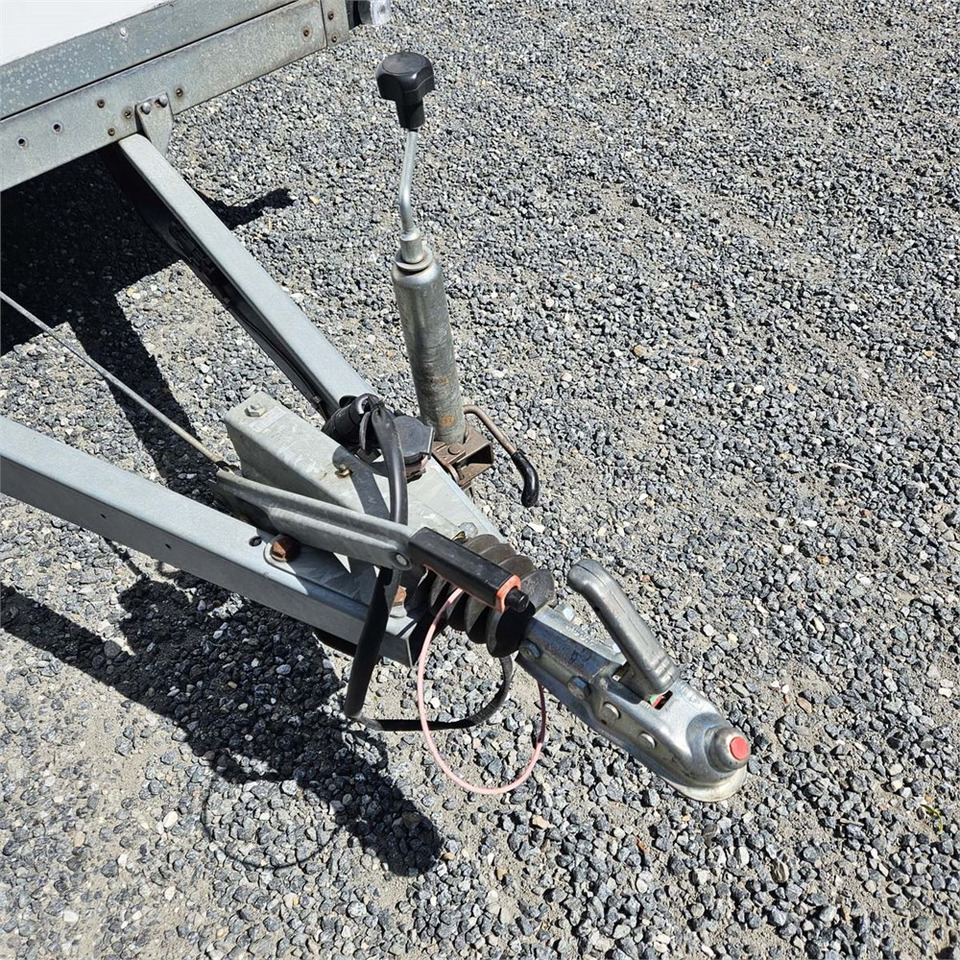 Remolque de coche Brenderup Unknown: foto 12 Remolque de coche Brenderup Unknown: foto 12