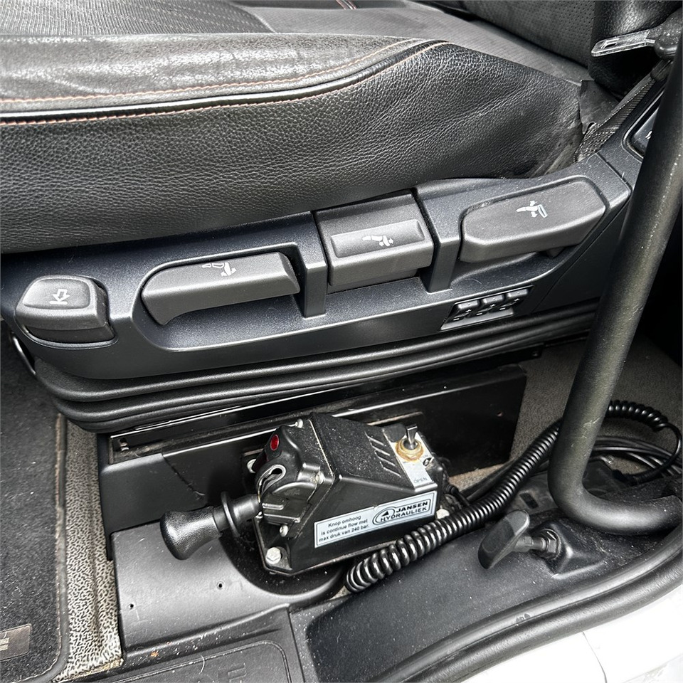 Cabeza tractora DAF XF-Serien FTS: foto 12