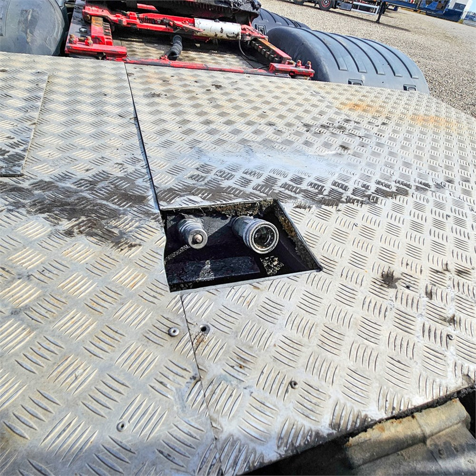 Cabeza tractora Scania R470 LA 6x2/4: foto 22