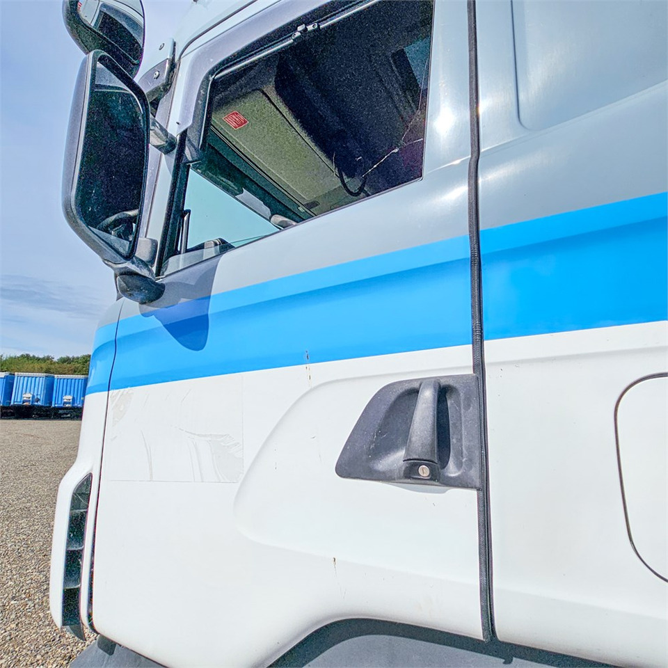 Cabeza tractora Scania R470 LA 6x2/4: foto 9
