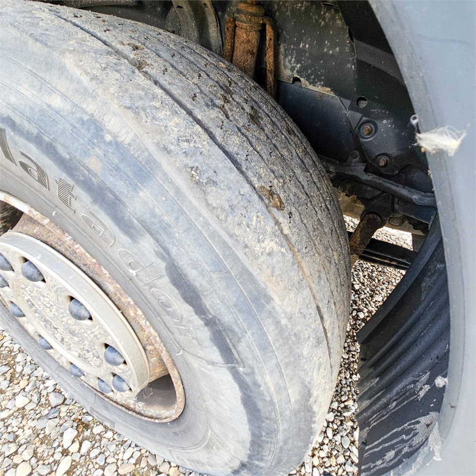 Cabeza tractora Scania R470 LA 6x2/4: foto 37