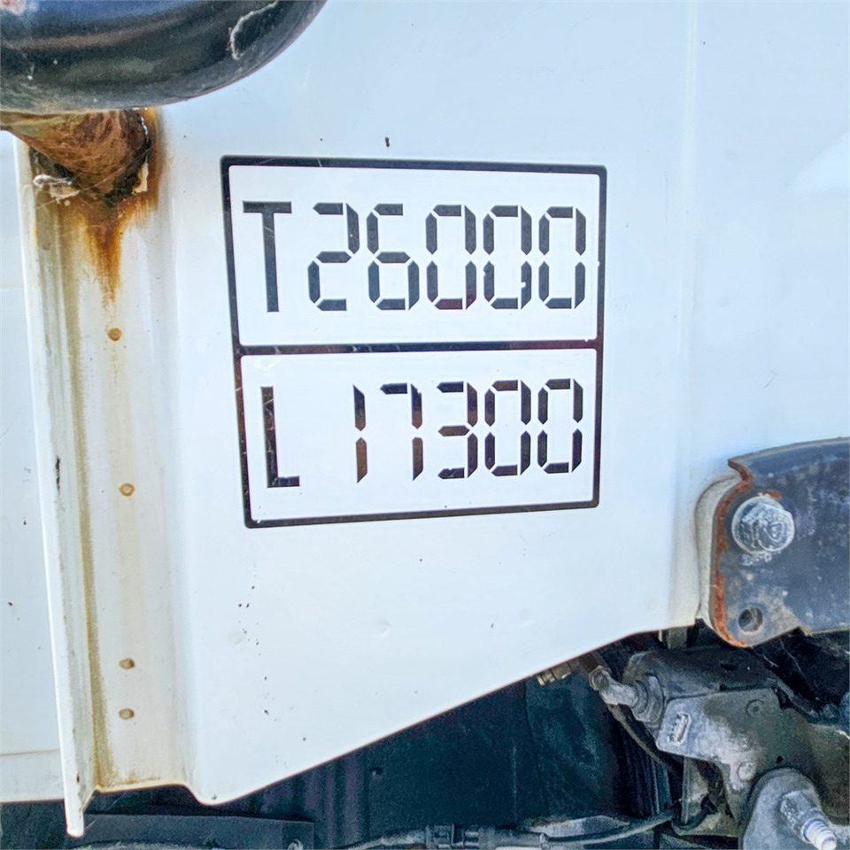 Cabeza tractora Scania R470 LA 6x2/4: foto 33