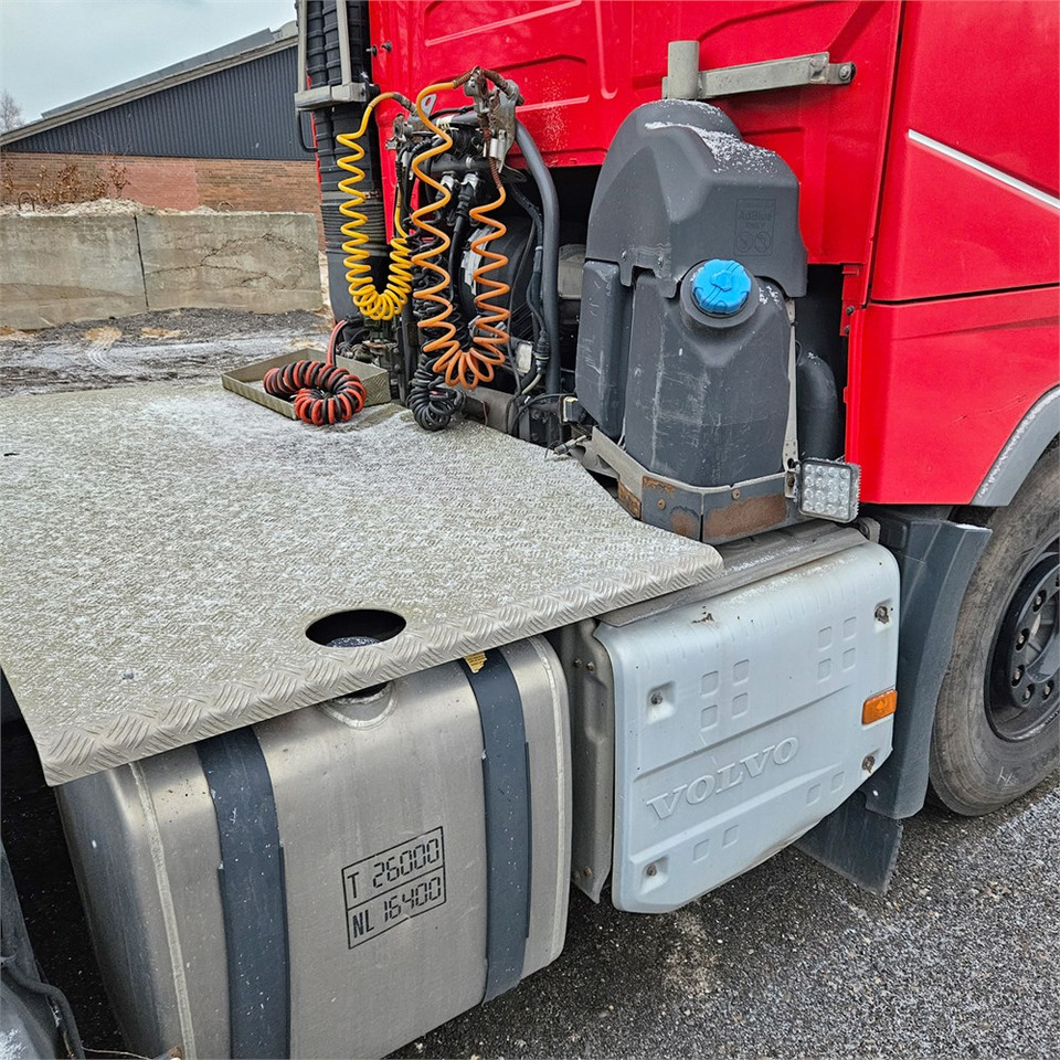 Cabeza tractora Volvo FH 500: foto 24