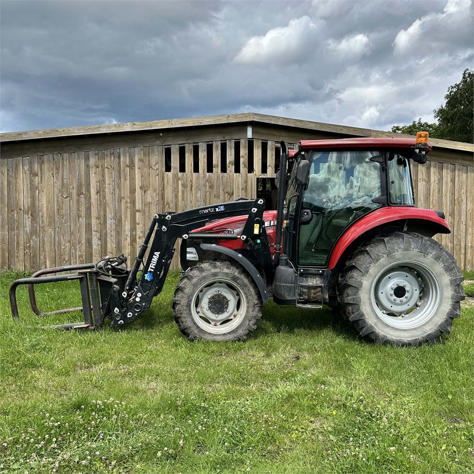 Case IH Farmall 65 A - Tractor: foto 4 Case IH Farmall 65 A - Tractor: foto 4