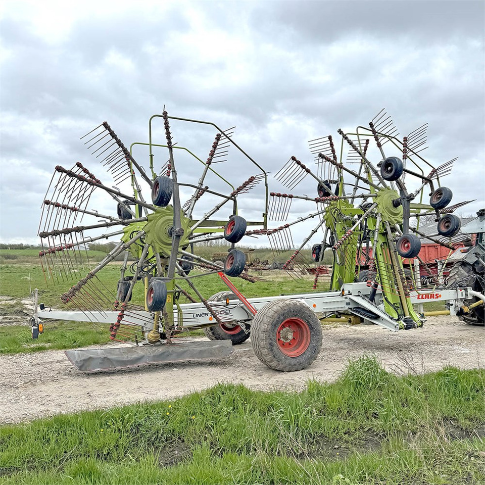 Claas Liner 3600 - Maquinaria de henificación: foto 2 Claas Liner 3600 - Maquinaria de henificación: foto 2