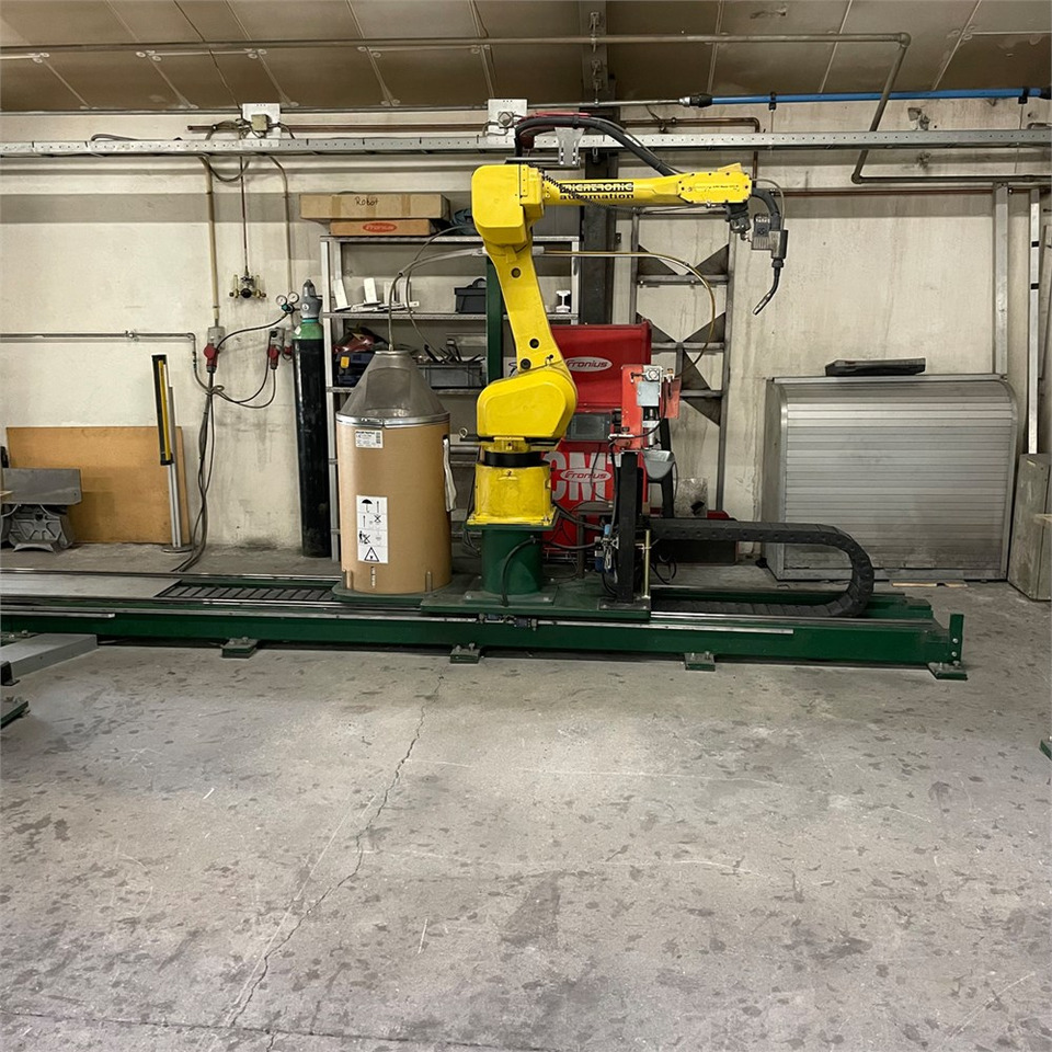 Fanuc Robot ARC Mate 120 iB - Equipo de soldadura: foto 1 Fanuc Robot ARC Mate 120 iB - Equipo de soldadura: foto 1
