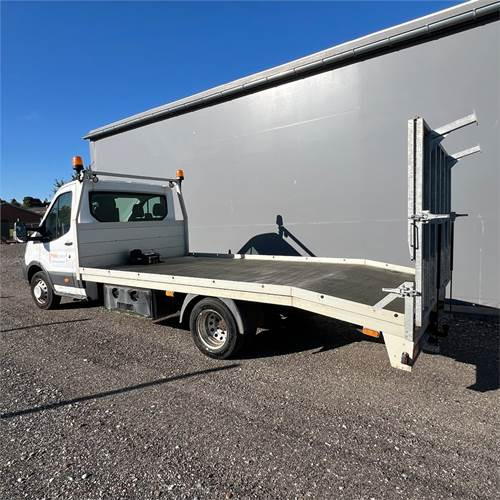 Ford Transit 2.0 Tdci - Camión caja abierta: foto 5 Ford Transit 2.0 Tdci - Camión caja abierta: foto 5