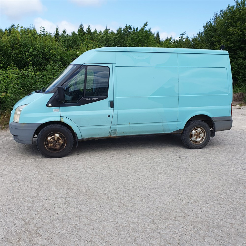 Ford Transit Van 2,4 Tdci 350m Rwd - Furgón: foto 3 Ford Transit Van 2,4 Tdci 350m Rwd - Furgón: foto 3