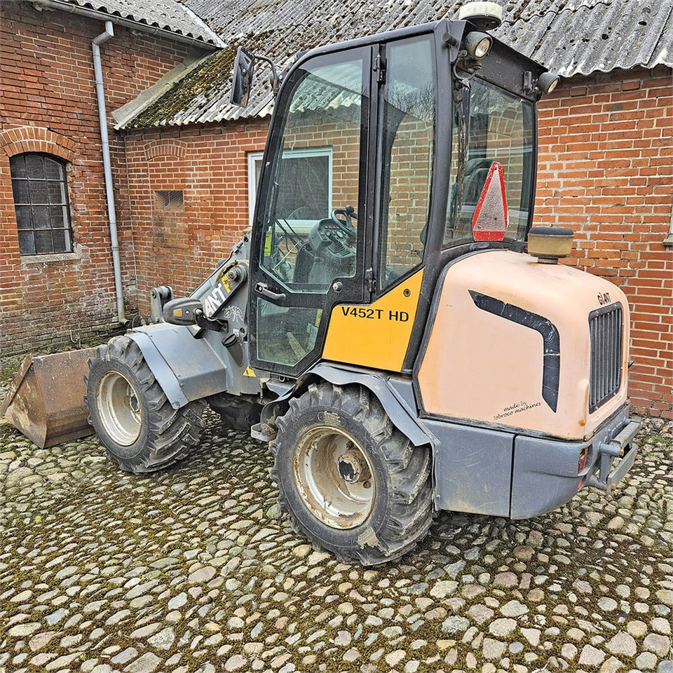 Giant V452T HD - Cargadora de ruedas: foto 3 Giant V452T HD - Cargadora de ruedas: foto 3