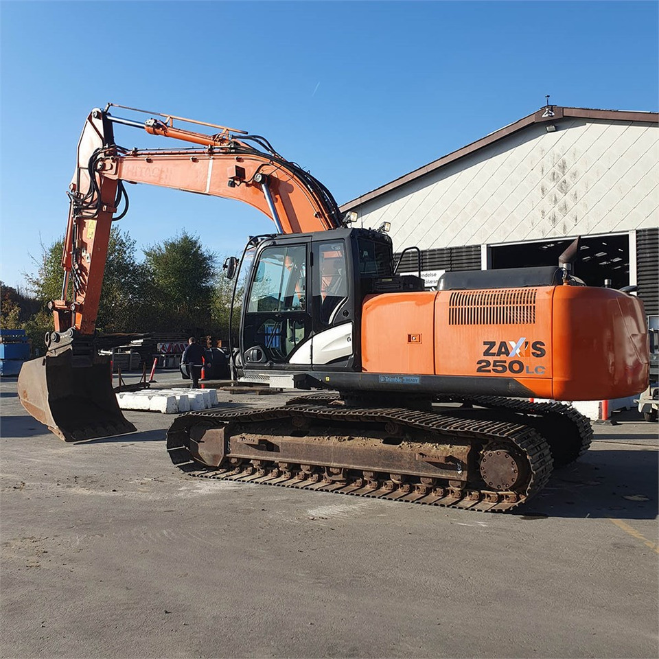 Hitachi Hitachi ZX250 LC-5B - Excavadora de cadenas: foto 2 Hitachi Hitachi ZX250 LC-5B - Excavadora de cadenas: foto 2