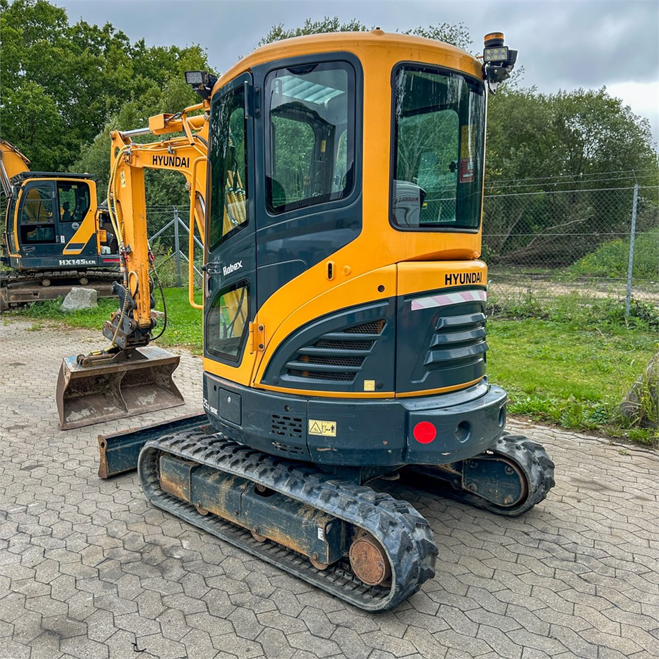 Hyundai Robex 25Z-9AK - Miniexcavadora: foto 4 Hyundai Robex 25Z-9AK - Miniexcavadora: foto 4