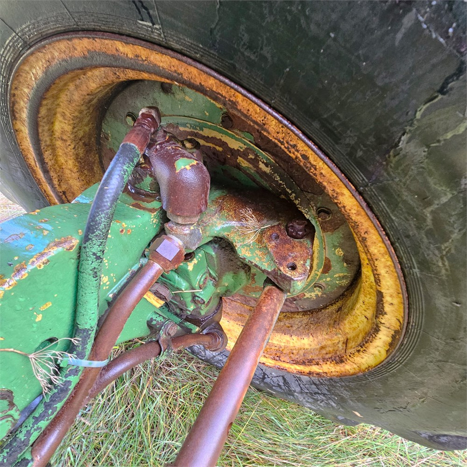 Tractor John Deere 4240: foto 34