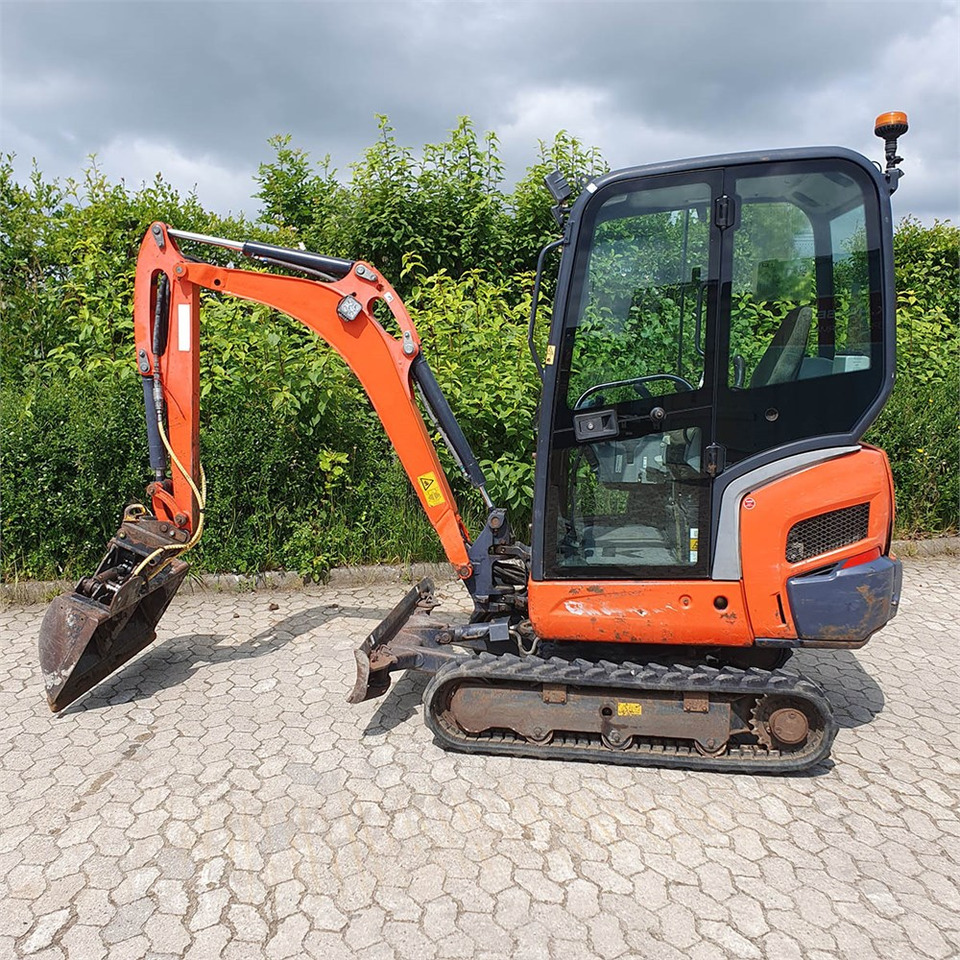 Kubota KX019-4 - Miniexcavadora: foto 2 Kubota KX019-4 - Miniexcavadora: foto 2