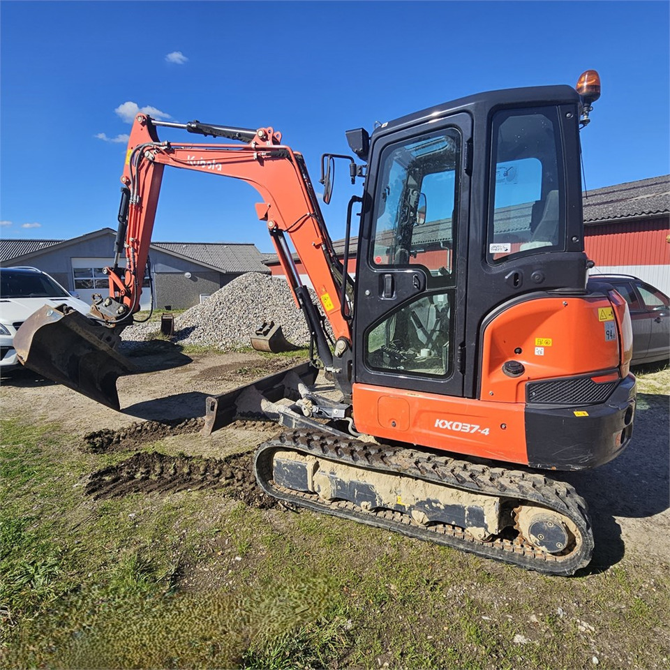 Kubota KX037-4 - Miniexcavadora: foto 2 Kubota KX037-4 - Miniexcavadora: foto 2