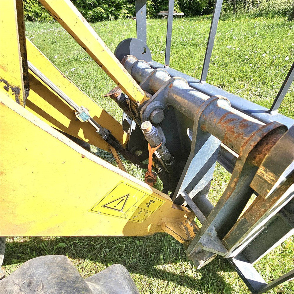 Minicargadora Mustang AL406: foto 29