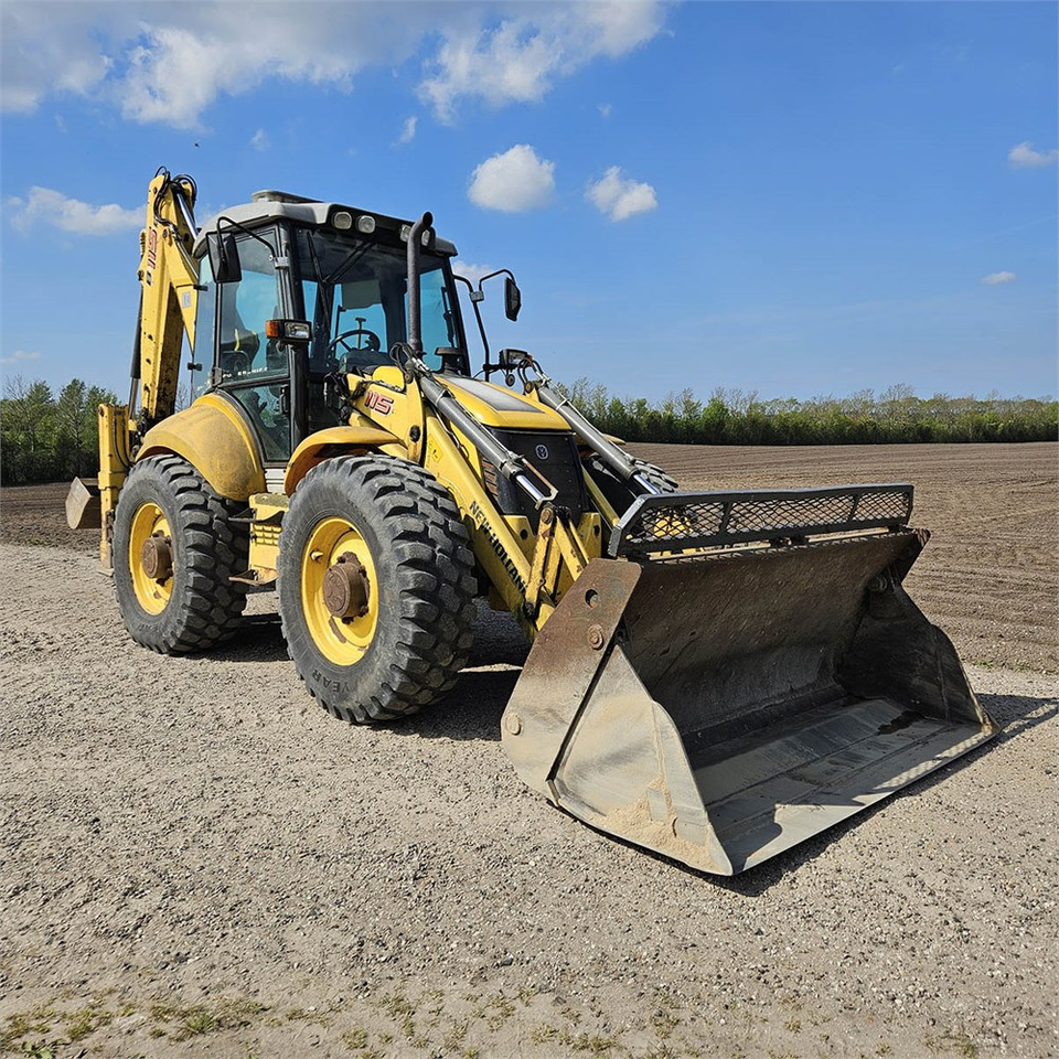New Holland B115 B - Retroexcavadora: foto 2 New Holland B115 B - Retroexcavadora: foto 2