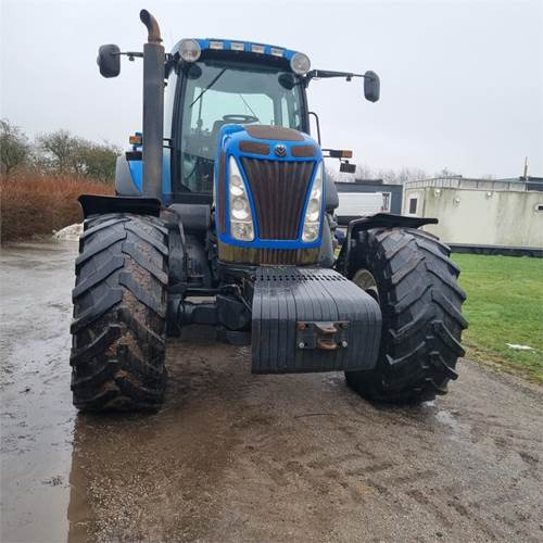 New Holland T8050 Class 5 - Tractor: foto 4 New Holland T8050 Class 5 - Tractor: foto 4