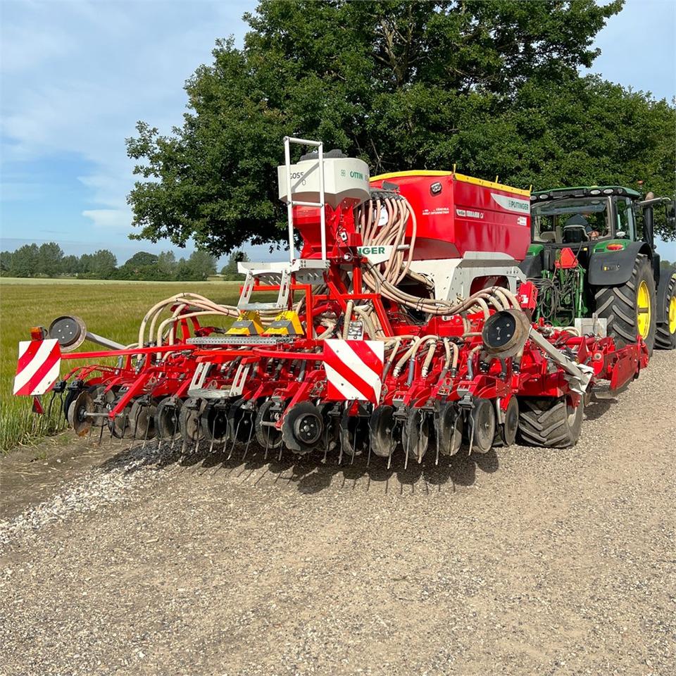 Pöttinger Terrasem C4 Fertilizer - Maquinaria de siembra: foto 2 Pöttinger Terrasem C4 Fertilizer - Maquinaria de siembra: foto 2