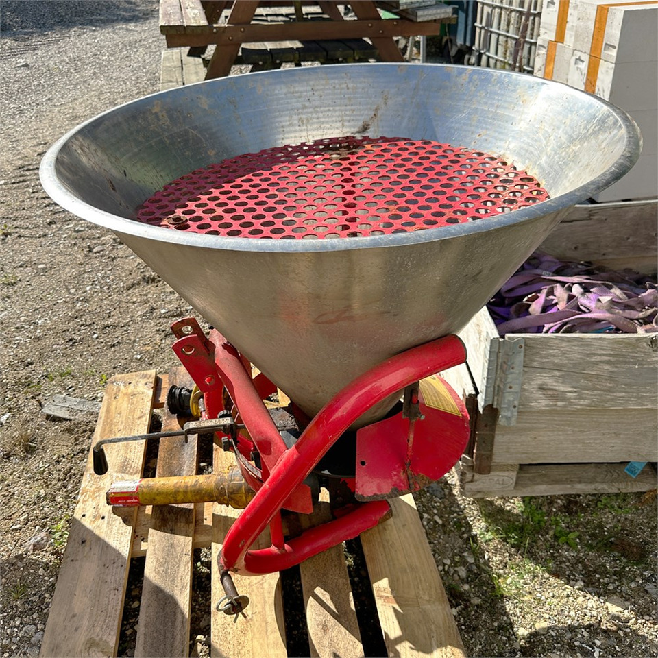 Rondini Toy P 160 - Esparcidor de sal: foto 4 Rondini Toy P 160 - Esparcidor de sal: foto 4