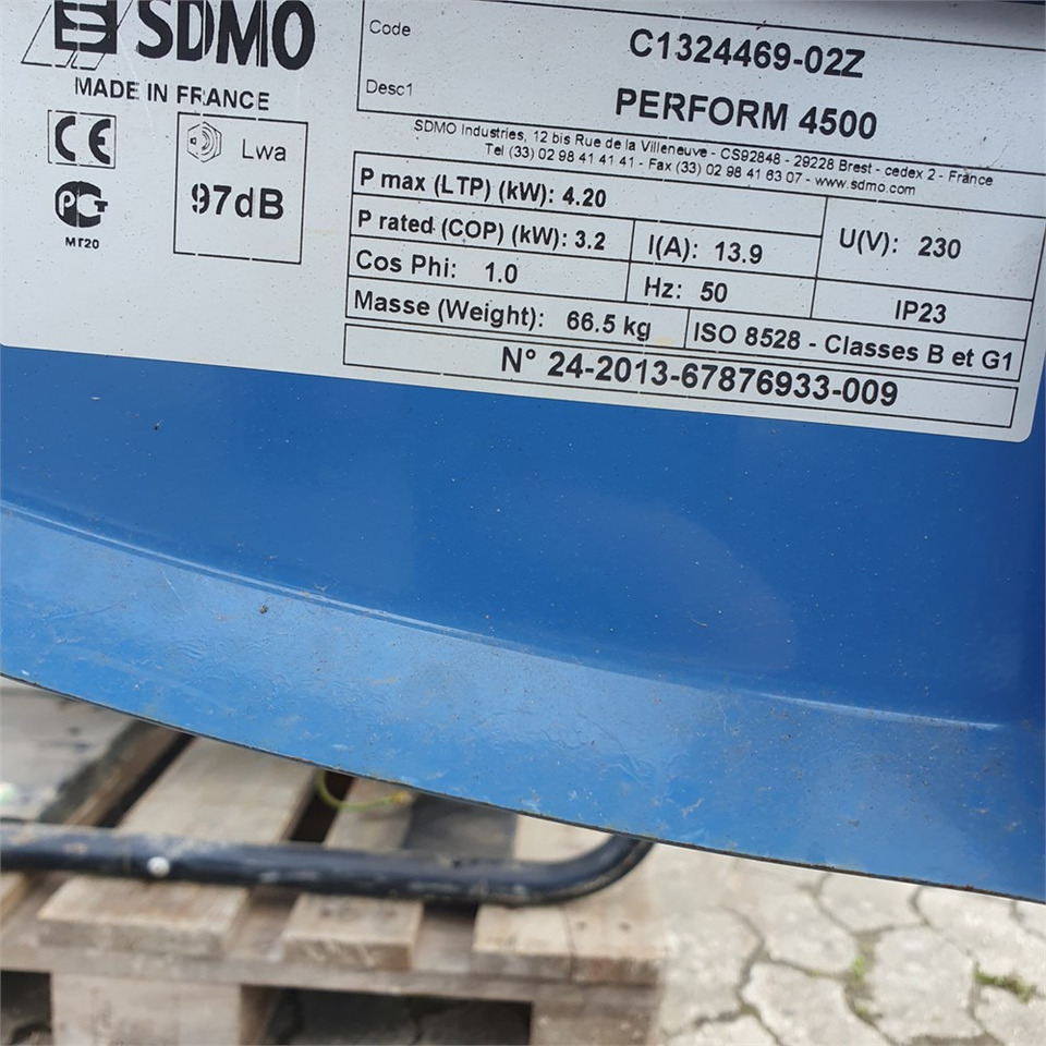SDMO 4500 - Generador industriale: foto 4 SDMO 4500 - Generador industriale: foto 4