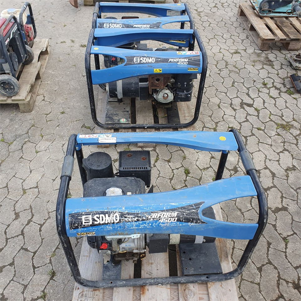 SDMO 4500 - Generador industriale: foto 1 SDMO 4500 - Generador industriale: foto 1