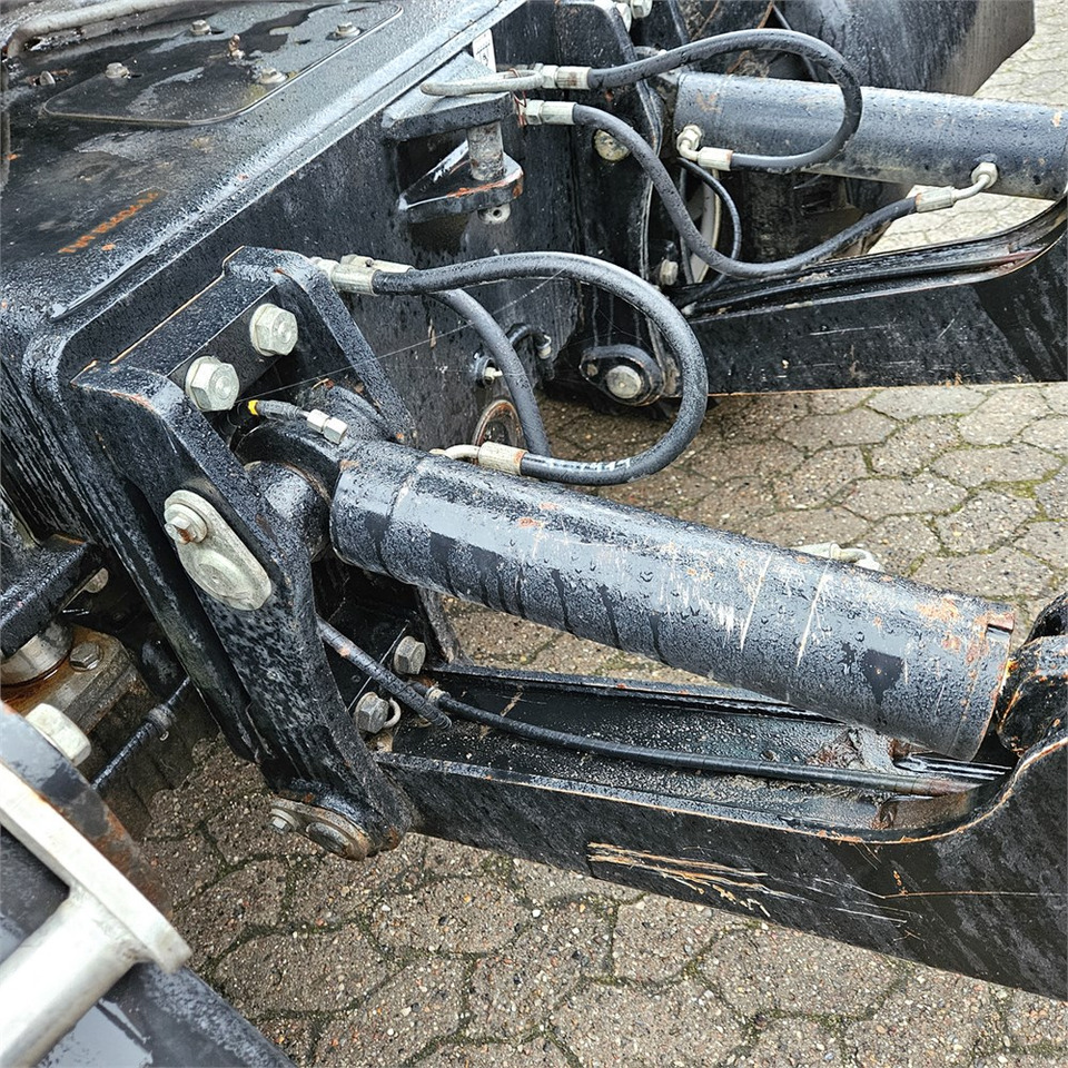 Excavadora de ruedas Schaeff-Terex TW110: foto 31 Excavadora de ruedas Schaeff-Terex TW110: foto 31